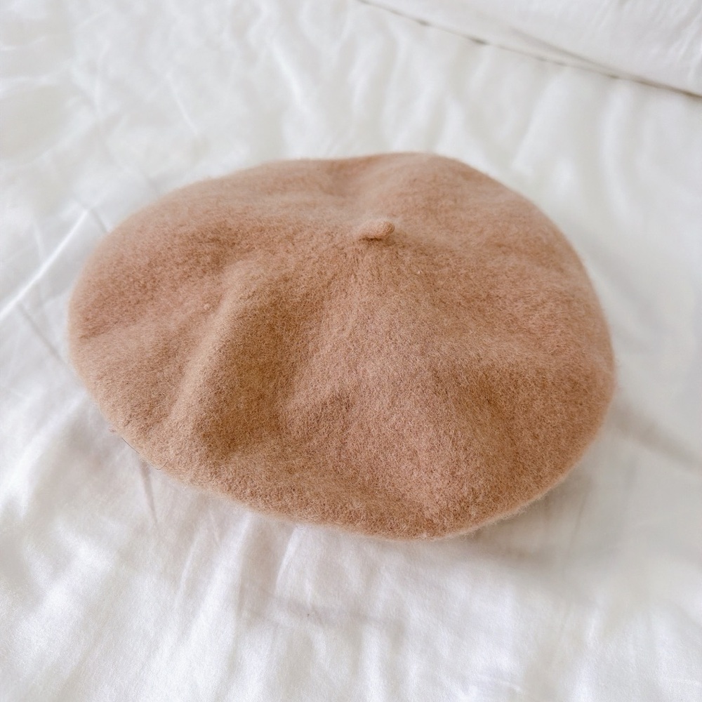 Wool Beret in Camel